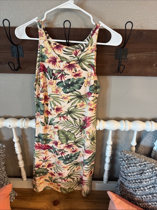 FARM Rio Dresses & Skirts - FARM RIO Floral Tropical Tank Dress - Cream with Green & Pink
